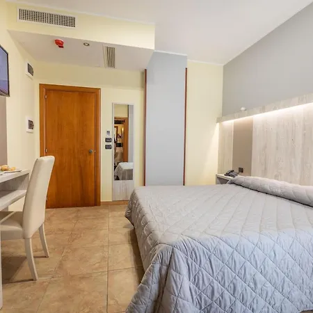 Hotel Salento Mirfran 3*