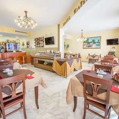 萨兰托米尔弗朗酒店