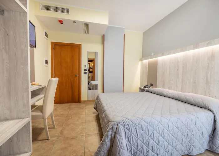 Hotel Salento Mirfran 3*