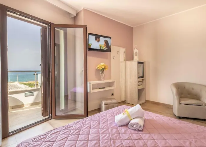 萨兰托米尔弗朗酒店